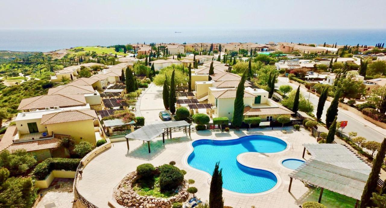 2 Bedroom Apartment Avdimou With Stunning Sea Views, Aphrodite Hills Resort Kouklia Exterior foto
